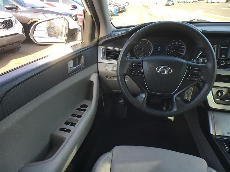 Used Hyundai Sonata SE 2.4L 2017 | Smart Buy Auto Sales, LLC. Wallingford, Connecticut Used Hyundai Sonata SE 2.4L 2017 | Smart Buy Auto Sales, LLC. Wallingford, Connecticut