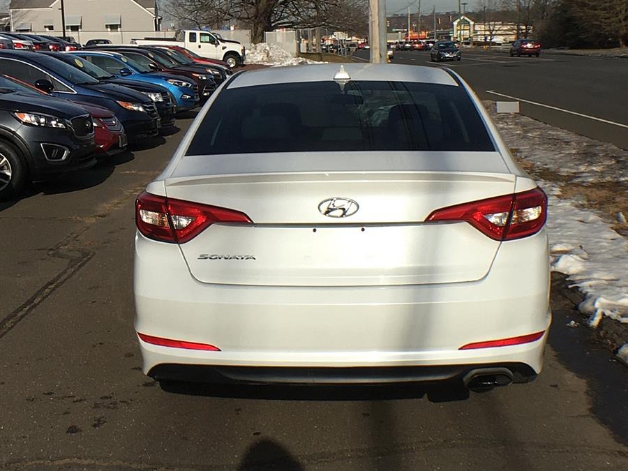 Used Hyundai Sonata SE 2.4L 2017 | Smart Buy Auto Sales, LLC. Wallingford, Connecticut Used Hyundai Sonata SE 2.4L 2017 | Smart Buy Auto Sales, LLC. Wallingford, Connecticut