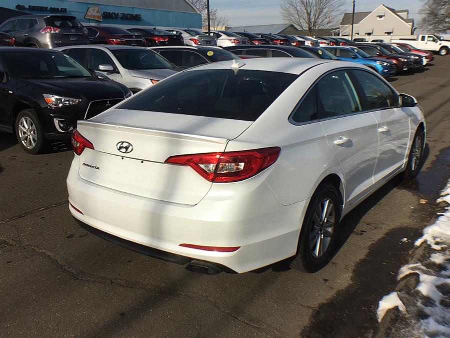 Used Hyundai Sonata SE 2.4L 2017 | Smart Buy Auto Sales, LLC. Wallingford, Connecticut Used Hyundai Sonata SE 2.4L 2017 | Smart Buy Auto Sales, LLC. Wallingford, Connecticut