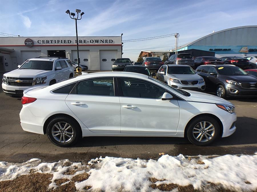 Used Hyundai Sonata SE 2.4L 2017 | Smart Buy Auto Sales, LLC. Wallingford, Connecticut Used Hyundai Sonata SE 2.4L 2017 | Smart Buy Auto Sales, LLC. Wallingford, Connecticut