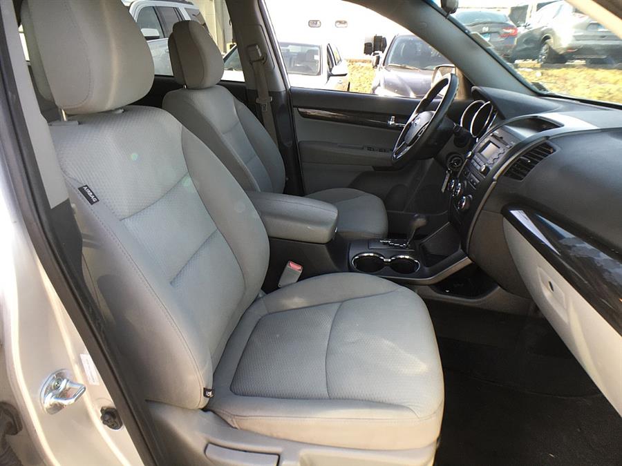 Used Kia Sorento 2WD 4dr I4 LX 2012 | Smart Buy Auto Sales, LLC. Wallingford, Connecticut Used Kia Sorento 2WD 4dr I4 LX 2012 | Smart Buy Auto Sales, LLC. Wallingford, Connecticut