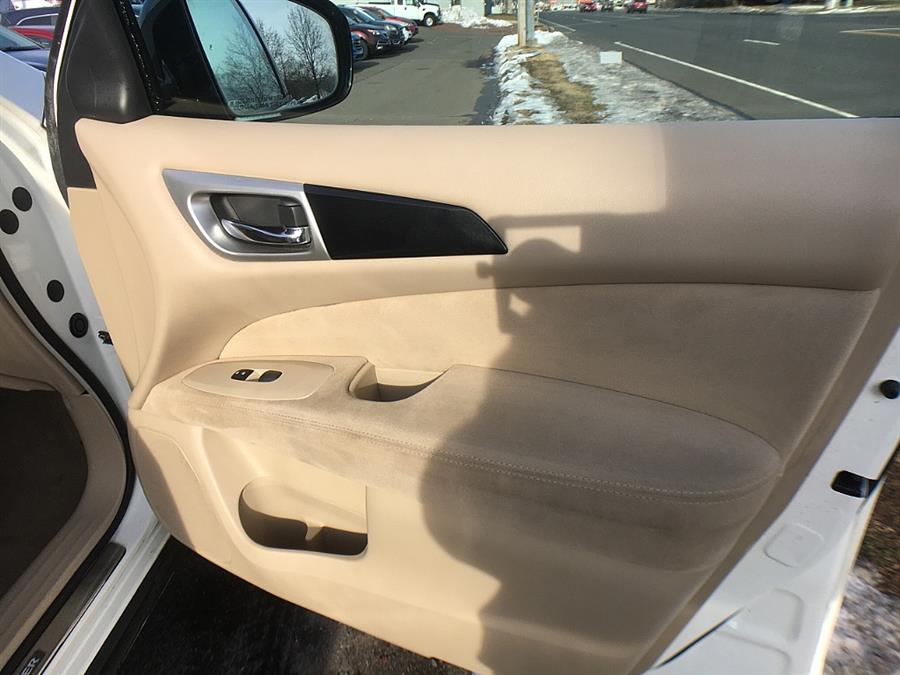 Used Nissan Pathfinder 4WD 4dr Platinum 2013 | Smart Buy Auto Sales, LLC. Wallingford, Connecticut Used Nissan Pathfinder 4WD 4dr Platinum 2013 | Smart Buy Auto Sales, LLC. Wallingford, Connecticut
