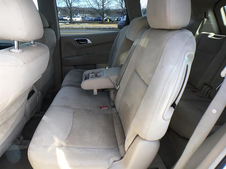 Used Nissan Pathfinder 4WD 4dr Platinum 2013 | Smart Buy Auto Sales, LLC. Wallingford, Connecticut Used Nissan Pathfinder 4WD 4dr Platinum 2013 | Smart Buy Auto Sales, LLC. Wallingford, Connecticut