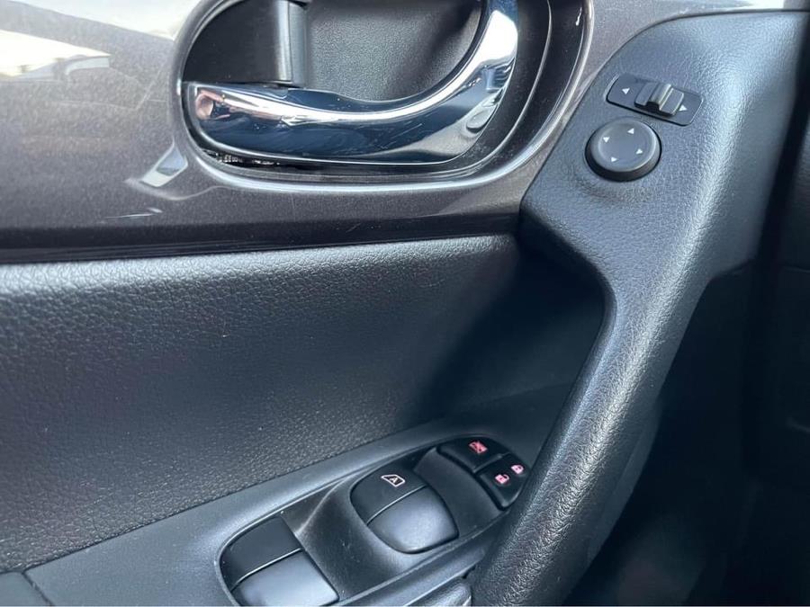 Used Nissan Rogue AWD SV 2018 | Auto Haus of Irvington Corp. Irvington , New Jersey