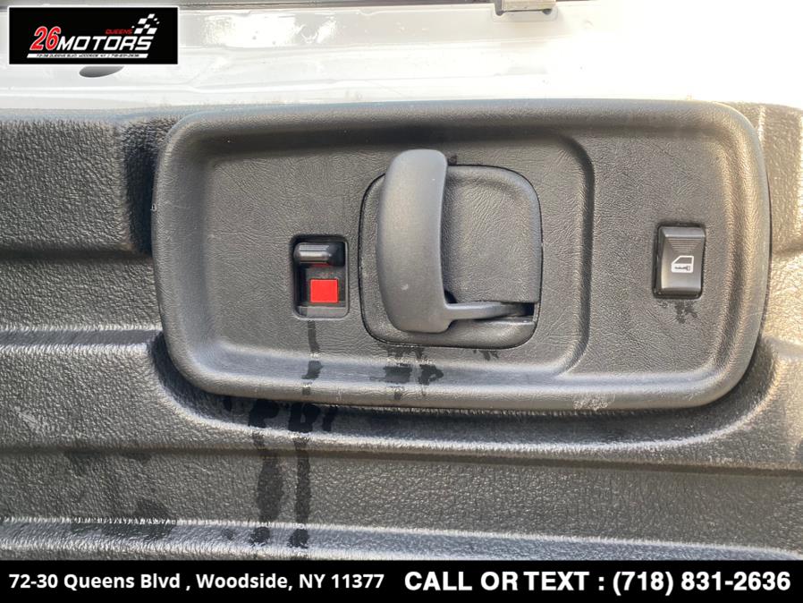Used GMC Savana Cargo Van RWD 2500 135" 2019 | 26 Motors Queens. Woodside, New York Used GMC Savana Cargo Van RWD 2500 135" 2019 | 26 Motors Queens. Woodside, New York