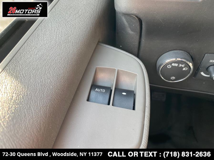 Used GMC Savana Cargo Van RWD 2500 135" 2019 | 26 Motors Queens. Woodside, New York Used GMC Savana Cargo Van RWD 2500 135" 2019 | 26 Motors Queens. Woodside, New York