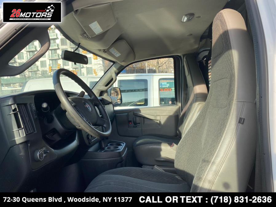 Used GMC Savana Cargo Van RWD 2500 135" 2019 | 26 Motors Queens. Woodside, New York Used GMC Savana Cargo Van RWD 2500 135" 2019 | 26 Motors Queens. Woodside, New York