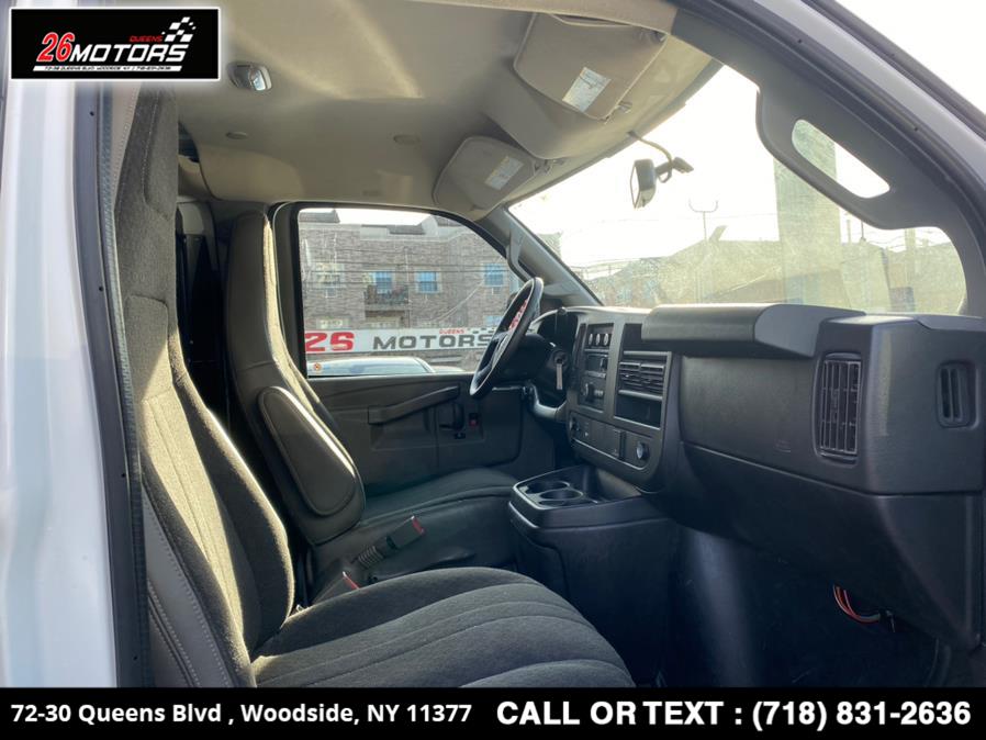 Used GMC Savana Cargo Van RWD 2500 135" 2019 | 26 Motors Queens. Woodside, New York Used GMC Savana Cargo Van RWD 2500 135" 2019 | 26 Motors Queens. Woodside, New York
