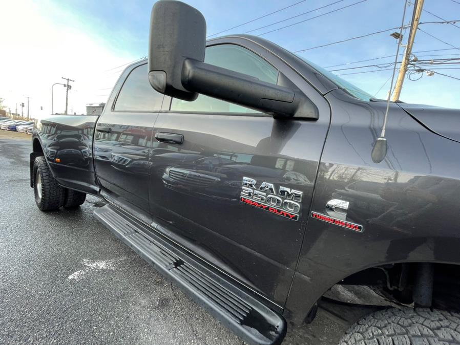 Used Ram 3500 Tradesman 4x4 Crew Cab 8'' Box 2018 | 5 Towns Drive. Inwood, New York Used Ram 3500 Tradesman 4x4 Crew Cab 8'' Box 2018 | 5 Towns Drive. Inwood, New York