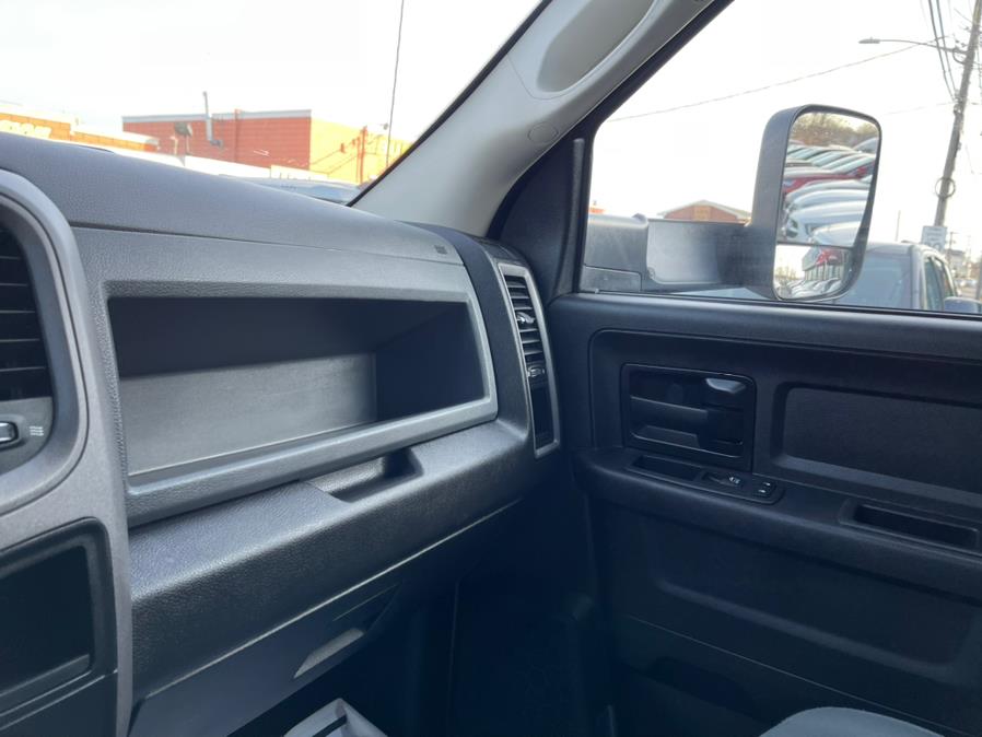 Used Ram 3500 Tradesman 4x4 Crew Cab 8'' Box 2018 | 5 Towns Drive. Inwood, New York Used Ram 3500 Tradesman 4x4 Crew Cab 8'' Box 2018 | 5 Towns Drive. Inwood, New York