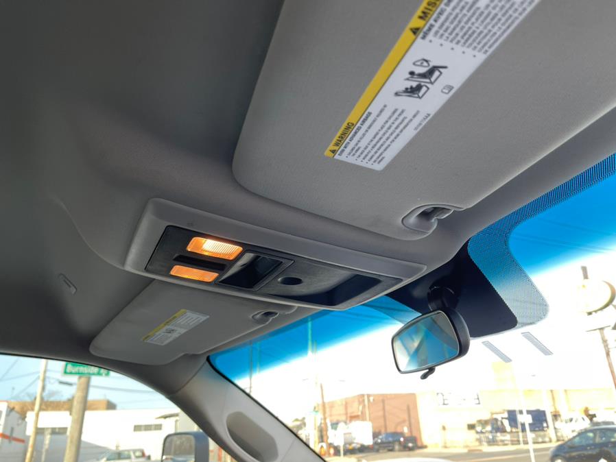 Used Ram 3500 Tradesman 4x4 Crew Cab 8'' Box 2018 | 5 Towns Drive. Inwood, New York Used Ram 3500 Tradesman 4x4 Crew Cab 8'' Box 2018 | 5 Towns Drive. Inwood, New York