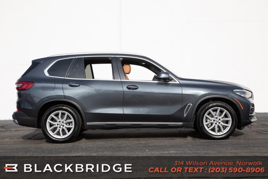 Used BMW X5 xDrive40i Sports Activity Vehicle 2019 | Black Bridge Motors, LLC. Norwalk, Connecticut Used BMW X5 xDrive40i Sports Activity Vehicle 2019 | Black Bridge Motors, LLC. Norwalk, Connecticut