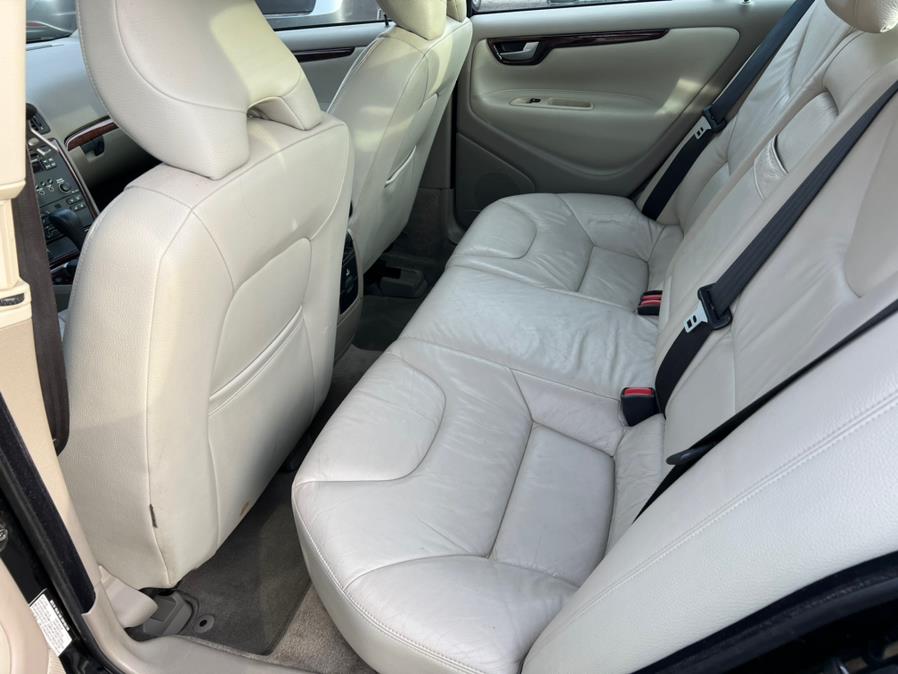 Used Volvo S60 2.5L Turbo AWD Auto w/Sunroof 2006 | Main Auto of Berlin. Berlin, Connecticut Used Volvo S60 2.5L Turbo AWD Auto w/Sunroof 2006 | Main Auto of Berlin. Berlin, Connecticut