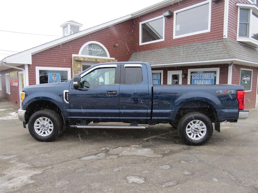 Used Ford F-250 Super Duty XLT 4x4 4dr SuperCab 6.8 ft. SB Pickup 2017 | Lake City Exports Inc. Auburn, Maine Used Ford F-250 Super Duty XLT 4x4 4dr SuperCab 6.8 ft. SB Pickup 2017 | Lake City Exports Inc. Auburn, Maine