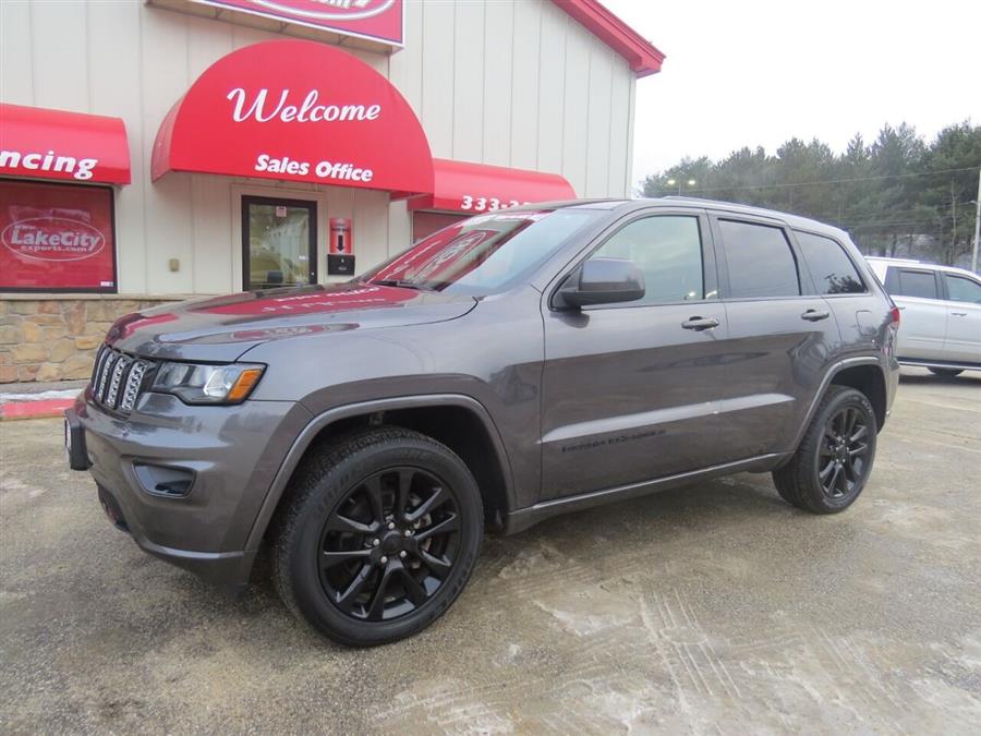 Used Jeep Grand Cherokee Altitude 4x4 4dr SUV 2019 | Lake City Exports Inc. Auburn, Maine Used Jeep Grand Cherokee Altitude 4x4 4dr SUV 2019 | Lake City Exports Inc. Auburn, Maine