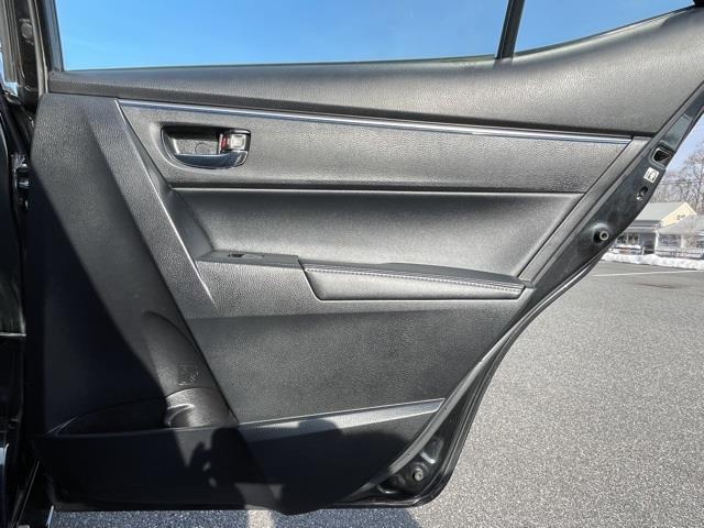 Used Toyota Corolla S 2015 | Blasius Federal Road. Brookfield, Connecticut Used Toyota Corolla S 2015 | Blasius Federal Road. Brookfield, Connecticut