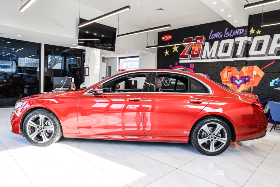 Used Mercedes-Benz E-Class E 300 4MATIC Sedan 2018 | 26 Motors Long Island. ELMONT, New York Used Mercedes-Benz E-Class E 300 4MATIC Sedan 2018 | 26 Motors Long Island. ELMONT, New York