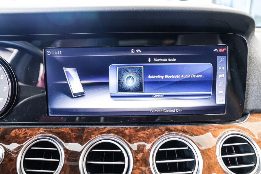 Used Mercedes-Benz E-Class E 300 4MATIC Sedan 2018 | 26 Motors Long Island. ELMONT, New York Used Mercedes-Benz E-Class E 300 4MATIC Sedan 2018 | 26 Motors Long Island. ELMONT, New York