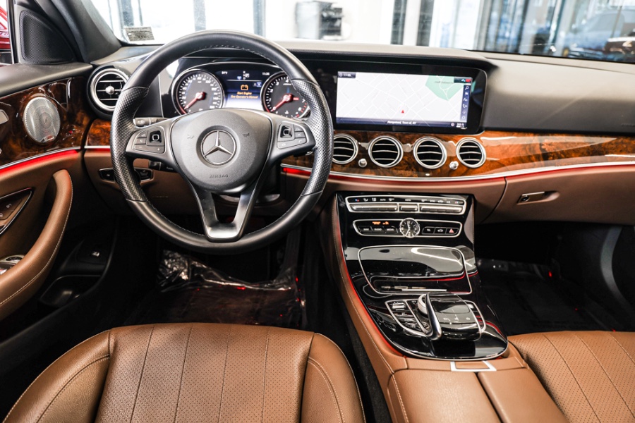 Used Mercedes-Benz E-Class E 300 4MATIC Sedan 2018 | 26 Motors Long Island. ELMONT, New York Used Mercedes-Benz E-Class E 300 4MATIC Sedan 2018 | 26 Motors Long Island. ELMONT, New York