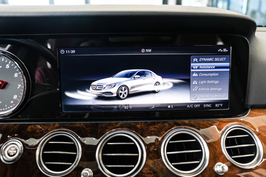 Used Mercedes-Benz E-Class E 300 4MATIC Sedan 2018 | 26 Motors Long Island. ELMONT, New York Used Mercedes-Benz E-Class E 300 4MATIC Sedan 2018 | 26 Motors Long Island. ELMONT, New York