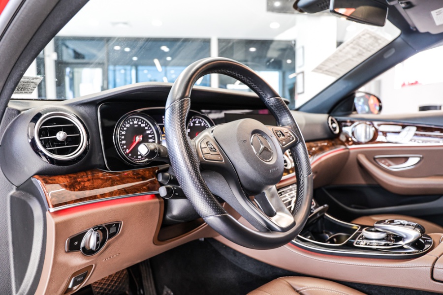 Used Mercedes-Benz E-Class E 300 4MATIC Sedan 2018 | 26 Motors Long Island. ELMONT, New York Used Mercedes-Benz E-Class E 300 4MATIC Sedan 2018 | 26 Motors Long Island. ELMONT, New York