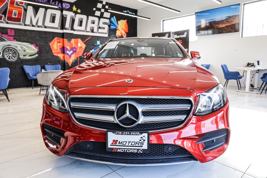 Used Mercedes-Benz E-Class E 300 4MATIC Sedan 2018 | 26 Motors Long Island. ELMONT, New York Used Mercedes-Benz E-Class E 300 4MATIC Sedan 2018 | 26 Motors Long Island. ELMONT, New York