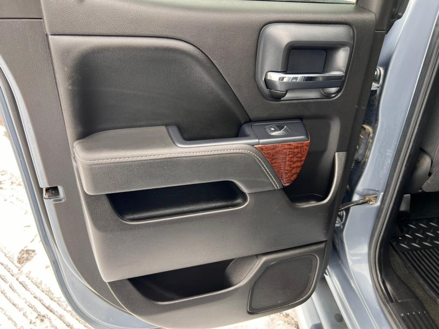 Used GMC Sierra 1500 4WD Double Cab 143.5" SLE 2016 | Fairway Auto Sales. Hancock, Maine Used GMC Sierra 1500 4WD Double Cab 143.5" SLE 2016 | Fairway Auto Sales. Hancock, Maine