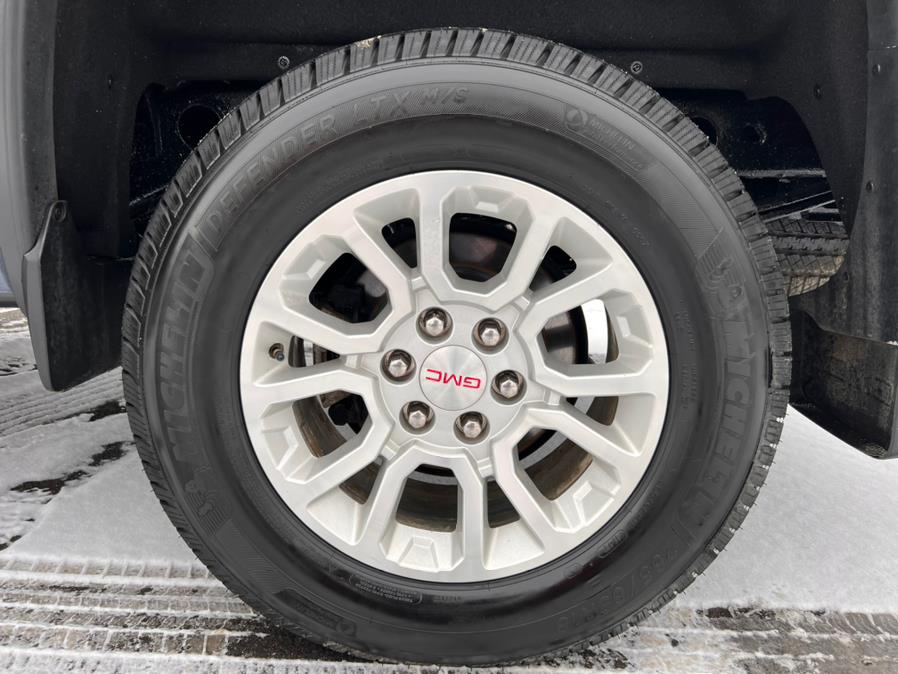 Used GMC Sierra 1500 4WD Double Cab 143.5" SLE 2016 | Fairway Auto Sales. Hancock, Maine Used GMC Sierra 1500 4WD Double Cab 143.5" SLE 2016 | Fairway Auto Sales. Hancock, Maine