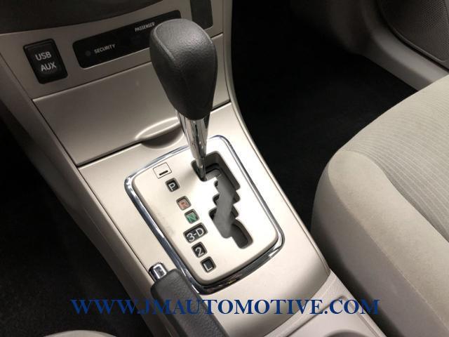 2013 Toyota Corolla 4dr Sdn Auto LE, available for sale in Naugatuck, Connecticut | J&M Automotive Sls&Svc LLC. Naugatuck, Connecticut 2013 Toyota Corolla 4dr Sdn Auto LE, available for sale in Naugatuck, Connecticut | J&M Automotive Sls&Svc LLC. Naugatuck, Connecticut
