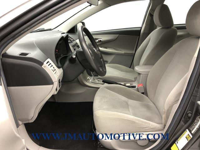 2013 Toyota Corolla 4dr Sdn Auto LE, available for sale in Naugatuck, Connecticut | J&M Automotive Sls&Svc LLC. Naugatuck, Connecticut 2013 Toyota Corolla 4dr Sdn Auto LE, available for sale in Naugatuck, Connecticut | J&M Automotive Sls&Svc LLC. Naugatuck, Connecticut