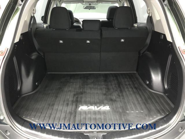 Used Toyota Rav4 AWD 4dr XLE 2013 | J&M Automotive Sls&Svc LLC. Naugatuck, Connecticut Used Toyota Rav4 AWD 4dr XLE 2013 | J&M Automotive Sls&Svc LLC. Naugatuck, Connecticut