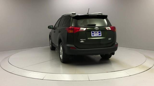 Used Toyota Rav4 AWD 4dr XLE 2013 | J&M Automotive Sls&Svc LLC. Naugatuck, Connecticut Used Toyota Rav4 AWD 4dr XLE 2013 | J&M Automotive Sls&Svc LLC. Naugatuck, Connecticut