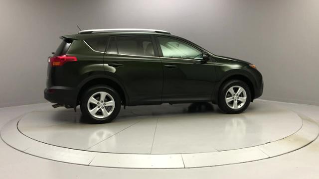 Used Toyota Rav4 AWD 4dr XLE 2013 | J&M Automotive Sls&Svc LLC. Naugatuck, Connecticut Used Toyota Rav4 AWD 4dr XLE 2013 | J&M Automotive Sls&Svc LLC. Naugatuck, Connecticut