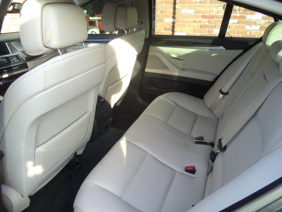 2013 BMW 5 Series 4dr Sdn 535i xDrive AWD, available for sale in Naugatuck, Connecticut | Riverside Motorcars, LLC. Naugatuck, Connecticut 2013 BMW 5 Series 4dr Sdn 535i xDrive AWD, available for sale in Naugatuck, Connecticut | Riverside Motorcars, LLC. Naugatuck, Connecticut