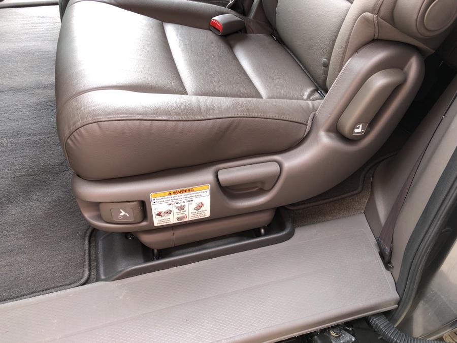 2013 Honda Odyssey 5dr EX-L, available for sale in Waterbury, Connecticut | National Auto Brokers, Inc.. Waterbury, Connecticut 2013 Honda Odyssey 5dr EX-L, available for sale in Waterbury, Connecticut | National Auto Brokers, Inc.. Waterbury, Connecticut