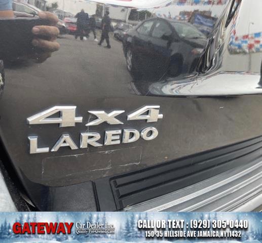 2013 Jeep Grand Cherokee 4WD 4dr Laredo, available for sale in Jamaica, New York | Gateway Car Dealer Inc. Jamaica, New York 2013 Jeep Grand Cherokee 4WD 4dr Laredo, available for sale in Jamaica, New York | Gateway Car Dealer Inc. Jamaica, New York