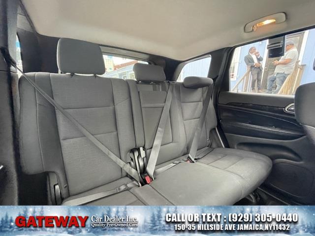 2013 Jeep Grand Cherokee 4WD 4dr Laredo, available for sale in Jamaica, New York | Gateway Car Dealer Inc. Jamaica, New York 2013 Jeep Grand Cherokee 4WD 4dr Laredo, available for sale in Jamaica, New York | Gateway Car Dealer Inc. Jamaica, New York