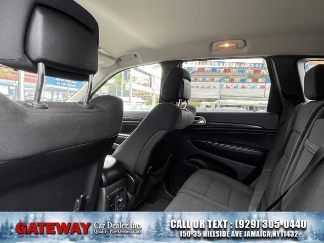 2013 Jeep Grand Cherokee 4WD 4dr Laredo, available for sale in Jamaica, New York | Gateway Car Dealer Inc. Jamaica, New York 2013 Jeep Grand Cherokee 4WD 4dr Laredo, available for sale in Jamaica, New York | Gateway Car Dealer Inc. Jamaica, New York