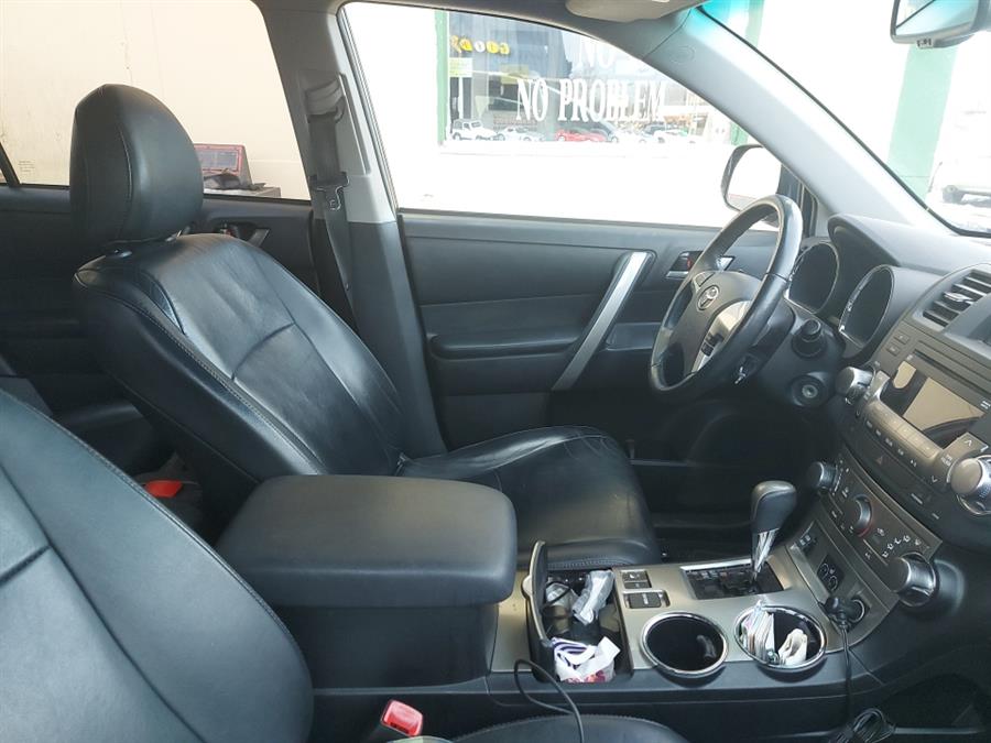 Used Toyota Highlander 4WD 4dr V6 SE (Natl) 2012 | Chadrad Motors llc. West Hartford, Connecticut