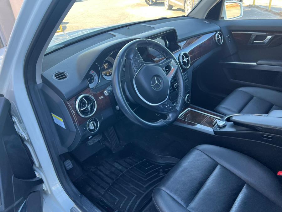 2014 Mercedes-Benz GLK-Class 4MATIC 4dr GLK350, available for sale in Raynham, Massachusetts | J & A Auto Center. Raynham, Massachusetts 2014 Mercedes-Benz GLK-Class 4MATIC 4dr GLK350, available for sale in Raynham, Massachusetts | J & A Auto Center. Raynham, Massachusetts