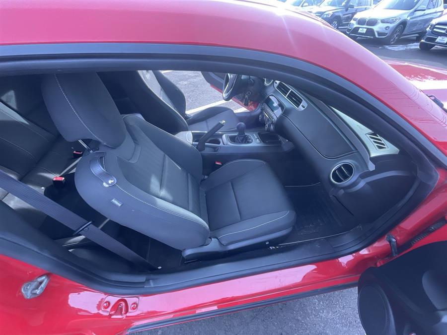 Used Chevrolet Camaro 2dr Cpe 1LS 2012 | Wiz Leasing Inc. Stratford, Connecticut Used Chevrolet Camaro 2dr Cpe 1LS 2012 | Wiz Leasing Inc. Stratford, Connecticut