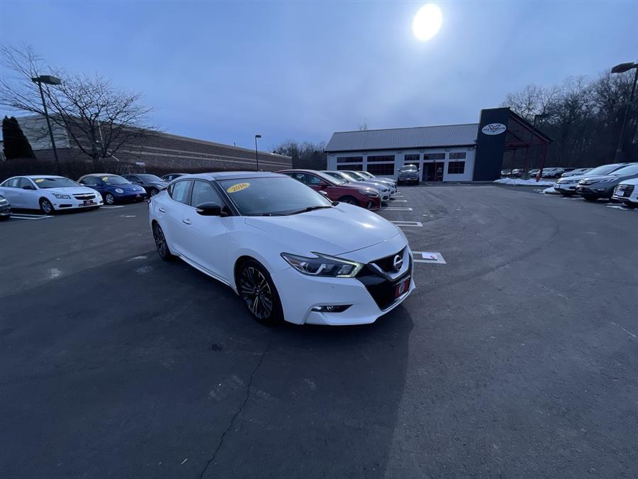 2016 Nissan Maxima 4dr Sdn 3.5 SL, available for sale in Stratford, Connecticut | Wiz Leasing Inc. Stratford, Connecticut