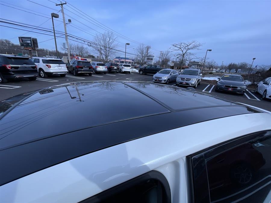 Used Nissan Maxima 4dr Sdn 3.5 SL 2016 | Wiz Leasing Inc. Stratford, Connecticut Used Nissan Maxima 4dr Sdn 3.5 SL 2016 | Wiz Leasing Inc. Stratford, Connecticut