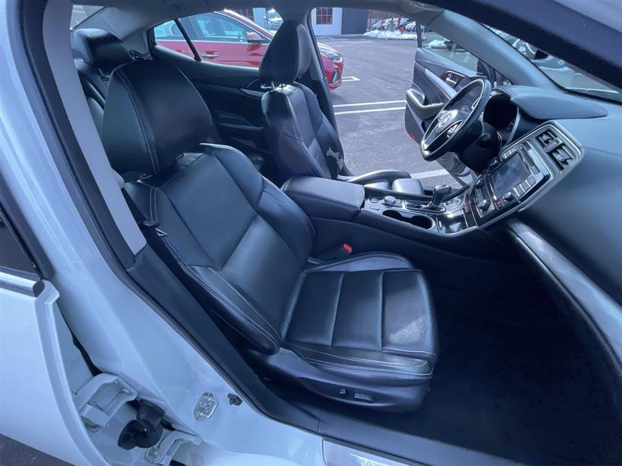 Used Nissan Maxima 4dr Sdn 3.5 SL 2016 | Wiz Leasing Inc. Stratford, Connecticut Used Nissan Maxima 4dr Sdn 3.5 SL 2016 | Wiz Leasing Inc. Stratford, Connecticut