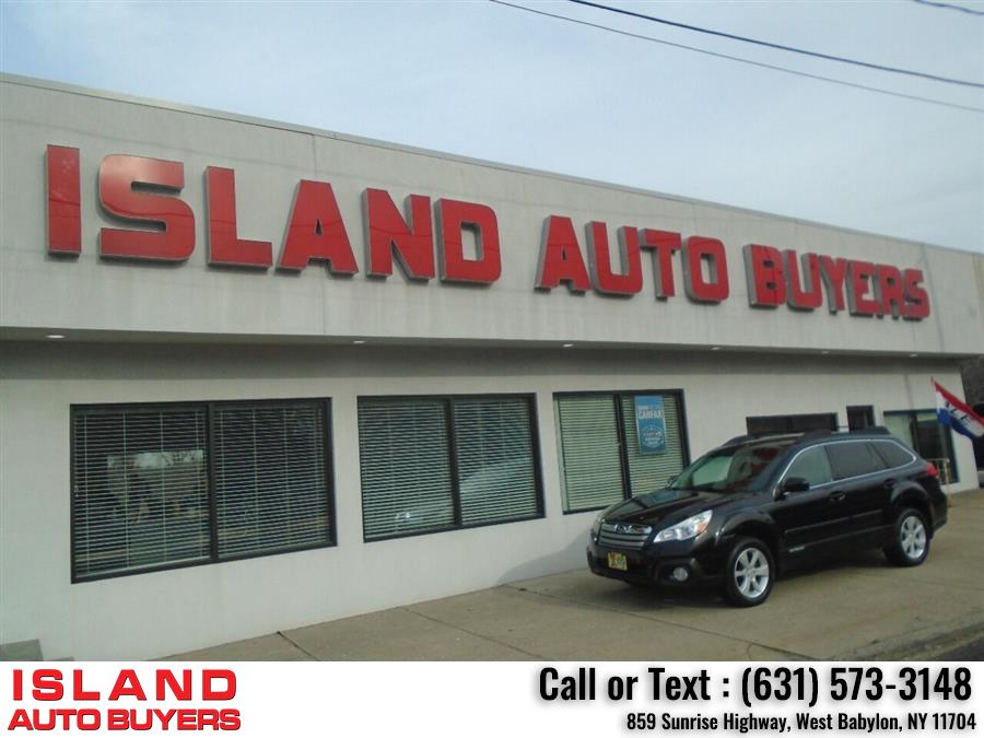 Used Subaru Outback 2.5i Premium AWD 4dr Wagon CVT 2013 | Island Auto Buyers. West Babylon, New York