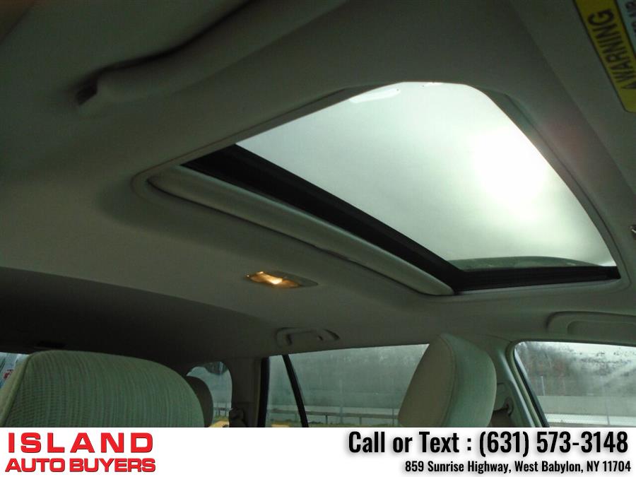Used Subaru Outback 2.5i Premium AWD 4dr Wagon CVT 2013 | Island Auto Buyers. West Babylon, New York Used Subaru Outback 2.5i Premium AWD 4dr Wagon CVT 2013 | Island Auto Buyers. West Babylon, New York