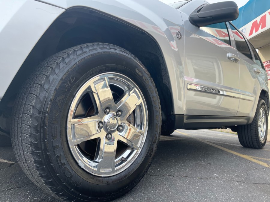 2005 Jeep Grand Cherokee 4dr Limited 4WD, available for sale in Huntington Station, New York | My Auto Inc.. Huntington Station, New York 2005 Jeep Grand Cherokee 4dr Limited 4WD, available for sale in Huntington Station, New York | My Auto Inc.. Huntington Station, New York