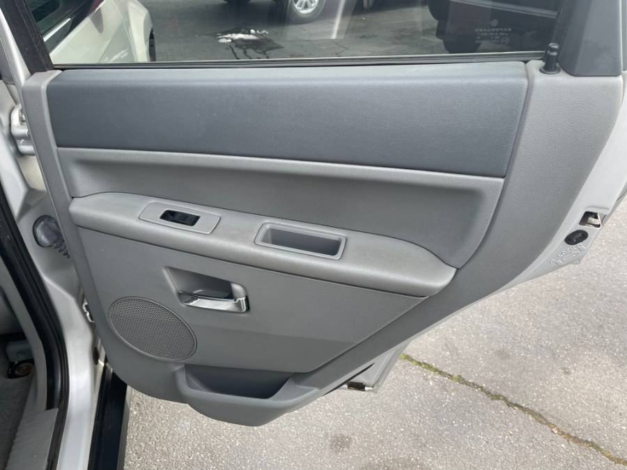 2005 Jeep Grand Cherokee 4dr Limited 4WD, available for sale in Huntington Station, New York | My Auto Inc.. Huntington Station, New York 2005 Jeep Grand Cherokee 4dr Limited 4WD, available for sale in Huntington Station, New York | My Auto Inc.. Huntington Station, New York