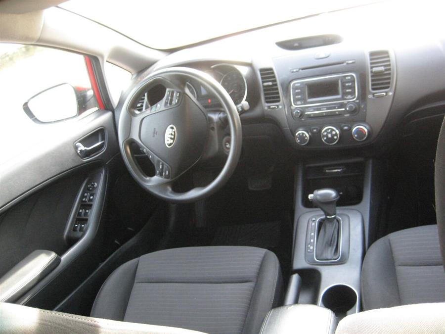 Used Kia Forte LX 4dr Sedan 6A 2014 | Rite Choice Auto Inc.. Massapequa, New York