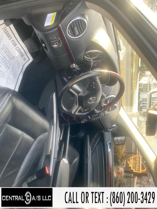2011 Mercedes-Benz GL-Class 4MATIC 4dr GL 550, available for sale in East Windsor, Connecticut | Central A/S LLC. East Windsor, Connecticut 2011 Mercedes-Benz GL-Class 4MATIC 4dr GL 550, available for sale in East Windsor, Connecticut | Central A/S LLC. East Windsor, Connecticut